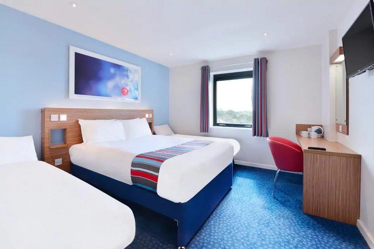 Travelodge Cardiff M4 Exterior foto