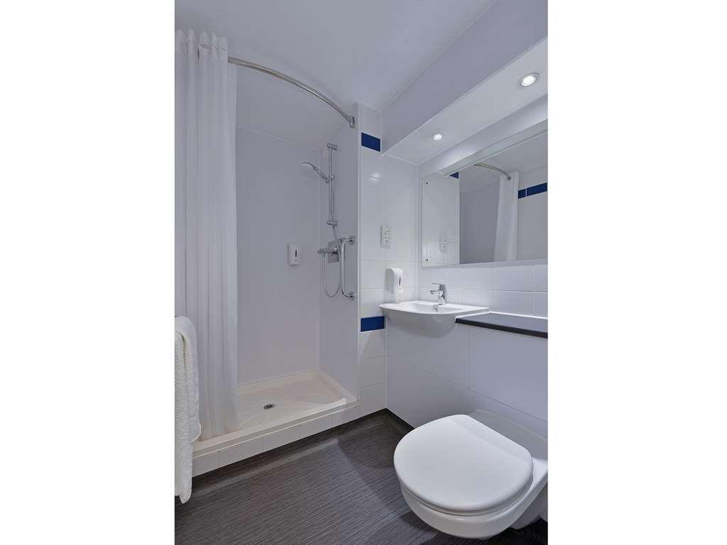 Travelodge Cardiff M4 Exterior foto