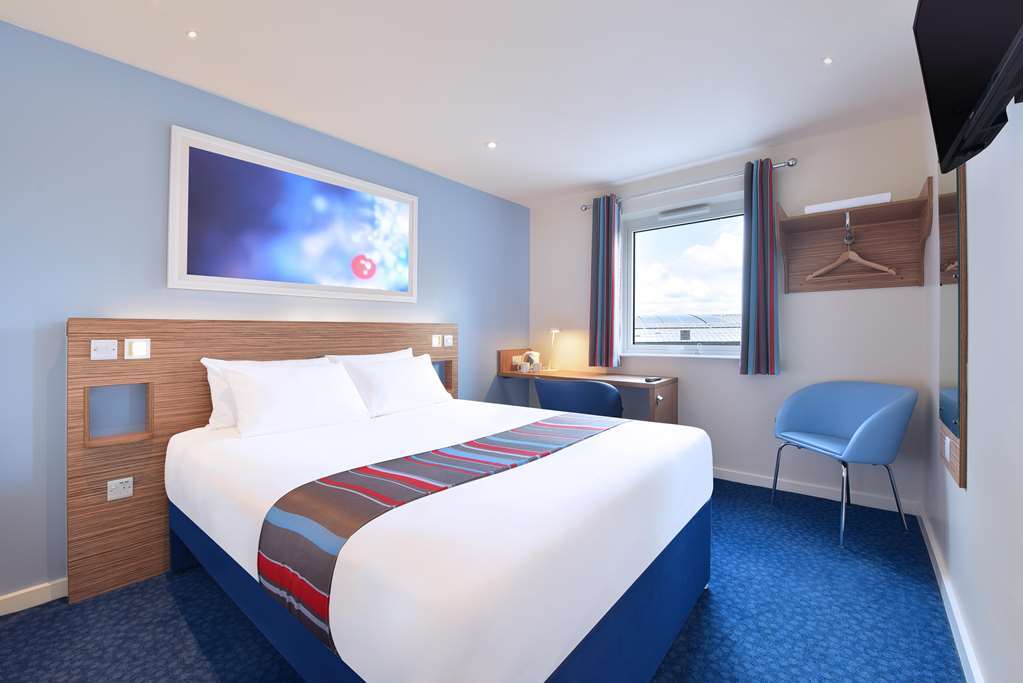 Travelodge Cardiff M4 Zimmer foto